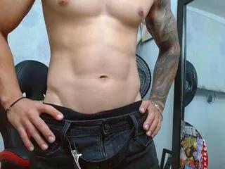 Offline ethan_g on Flirt4Free