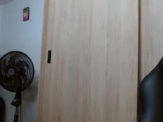 Offline ethan_g on Flirt4Free