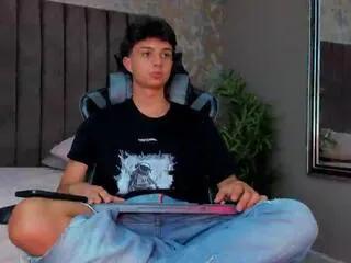 Offline ethan_lowell on Flirt4Free