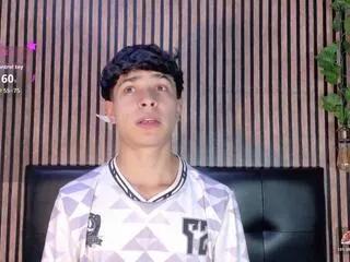 Offline felipe_villareal on Flirt4Free