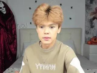 Private felix_del_rey on Flirt4Free