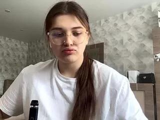 Offline frieda_ringwood on Flirt4Free