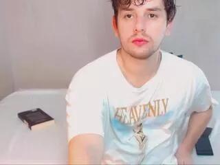 Offline gabriel_navas on Flirt4Free