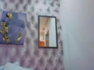 Offline hylari_banks on Flirt4Free