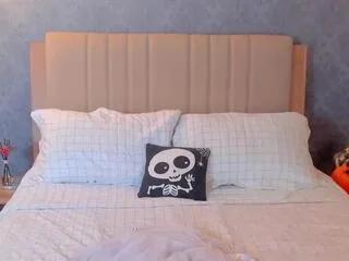 isa_raven — Freechat on Flirt4Free