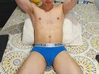 Offline jahs_knight on Flirt4Free