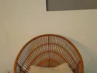 Freechat jamie_chu on Flirt4Free