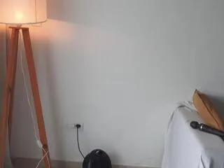 Offline janine_mary on Flirt4Free