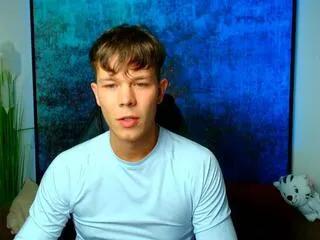 Offline johnny_october on Flirt4Free