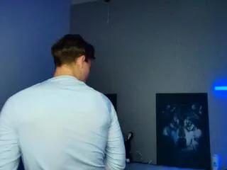 Offline johnny_october on Flirt4Free