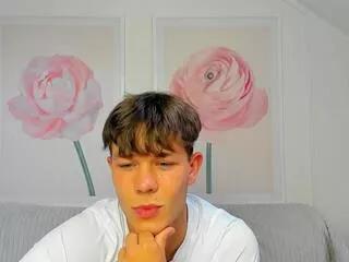 Offline johnny_october on Flirt4Free