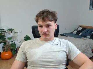 Freechat josh_waller on Flirt4Free