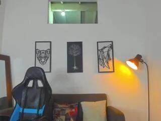 Offline justin_knox on Flirt4Free