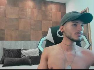 Offline ken_mcqeen on Flirt4Free