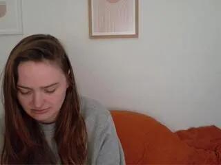 Freechat kiera_harris on Flirt4Free