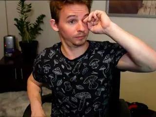 Offline landon_york on Flirt4Free