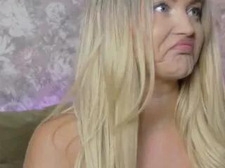 lanna_graces on Flirt4Free 