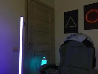 Offline laura_chase on Flirt4Free