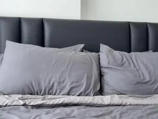 Offline leon_hardy on Flirt4Free