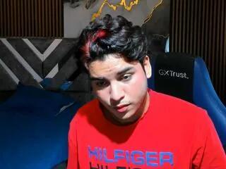 Offline lord_mackhenzy on Flirt4Free