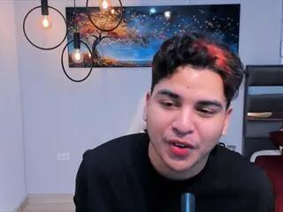 Offline lord_mackhenzy on Flirt4Free