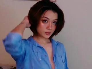 Freechat lucia_saanvi on Flirt4Free