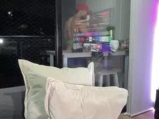 Freechat luke_wayne on Flirt4Free