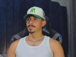 Offline lukee_taylor on Flirt4Free