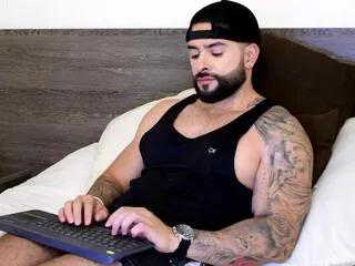Freechat lukhas on Flirt4Free