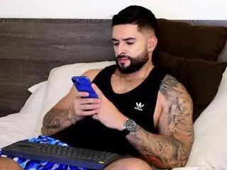 Freechat lukhas on Flirt4Free