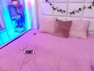 Freechat madison_whiite on Flirt4Free