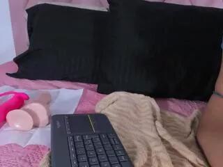 Offline malory_taylor on Flirt4Free