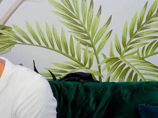 Freechat matthew_bieber on Flirt4Free