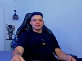 Offline maxwell_dupont on Flirt4Free