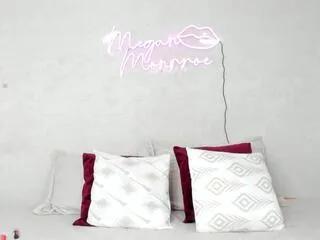 Offline megan_monrroe on Flirt4Free