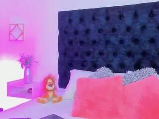 miia_foxx on Flirt4Free 