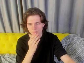 Offline nelson_godman on Flirt4Free