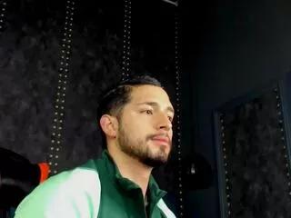 Freechat nick_moss on Flirt4Free