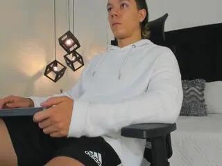 nico_bellini — Freechat on Flirt4Free