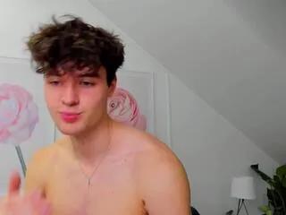 Freechat nikk_carville on Flirt4Free