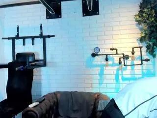 Offline noah_hunther on Flirt4Free