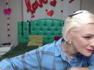 Offline olivia_horst on Flirt4Free