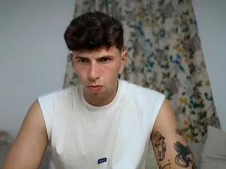 Offline simone_florenzi on Flirt4Free