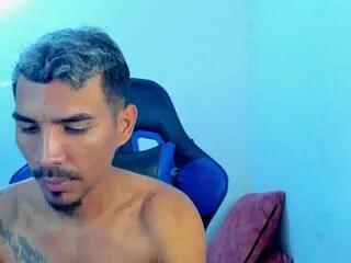 stivens_aron on Flirt4Free