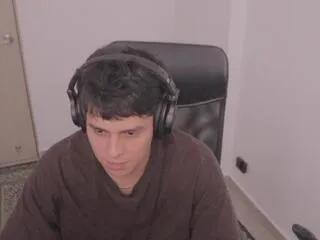 Freechat tony_hoffa on Flirt4Free