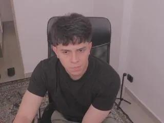 Freechat tony_hoffa on Flirt4Free