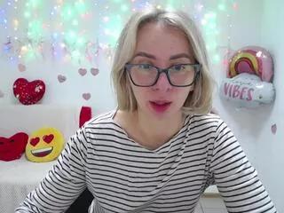 Offline vasilisa_sii on Flirt4Free