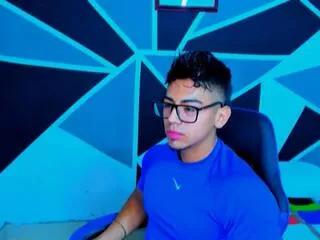 vinny_oliver on Flirt4Free 