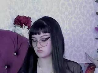 Offline violet_lyon on Flirt4Free