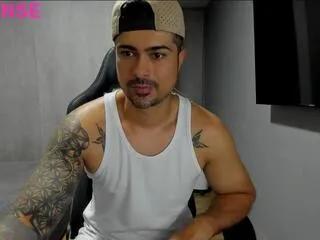 Offline wext on Flirt4Free